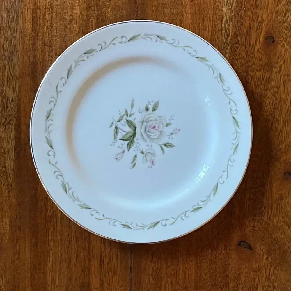 ROMANCE Diamond -Japan- SALAD PLATE White Roses Green/Gray Scrolls Silver Trim